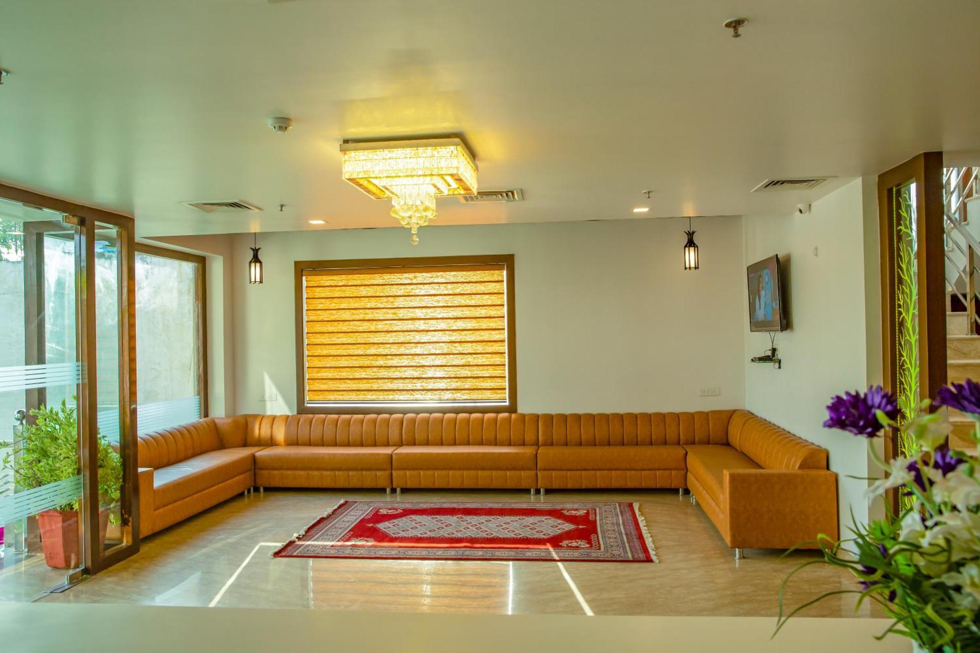 Spree Hotel Agra - Walking Distance To Tajmahal Exterior foto