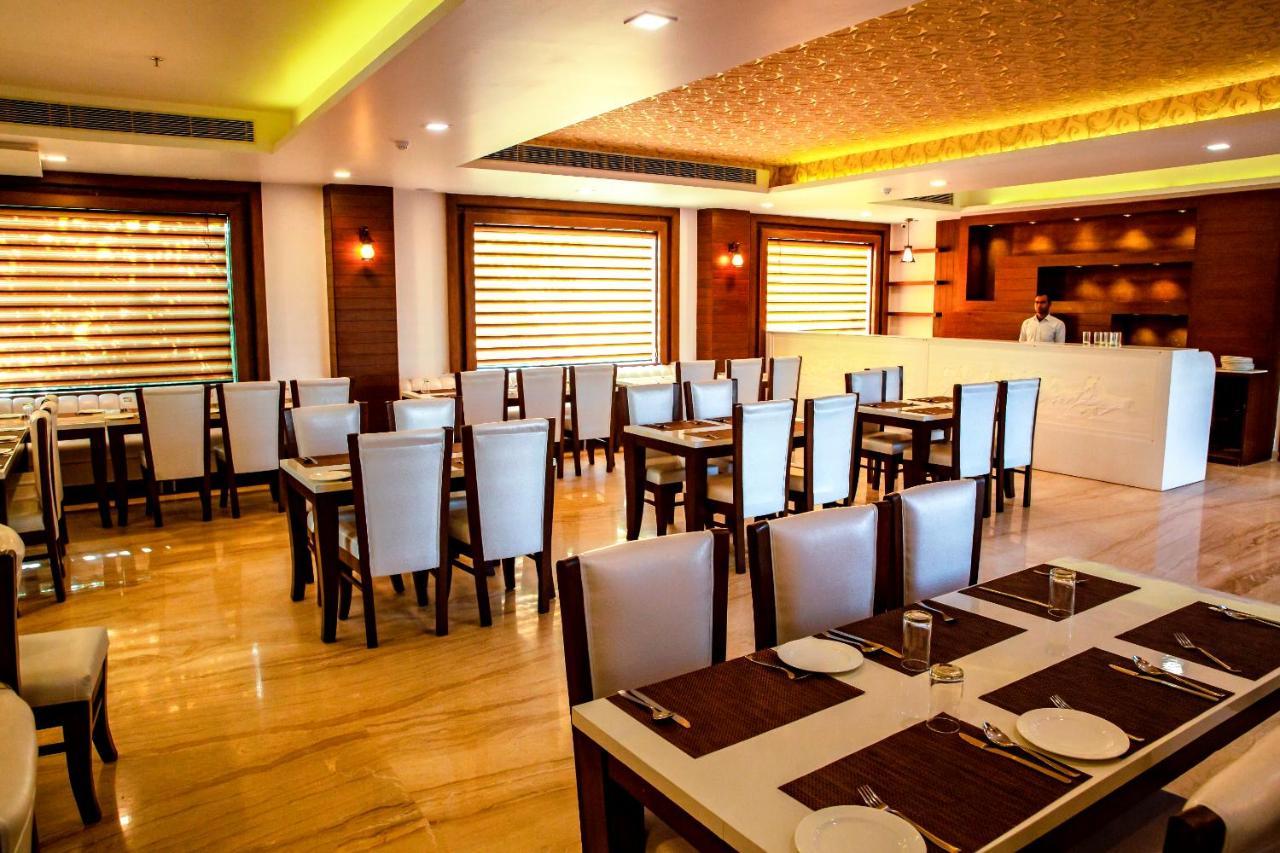 Spree Hotel Agra - Walking Distance To Tajmahal Exterior foto